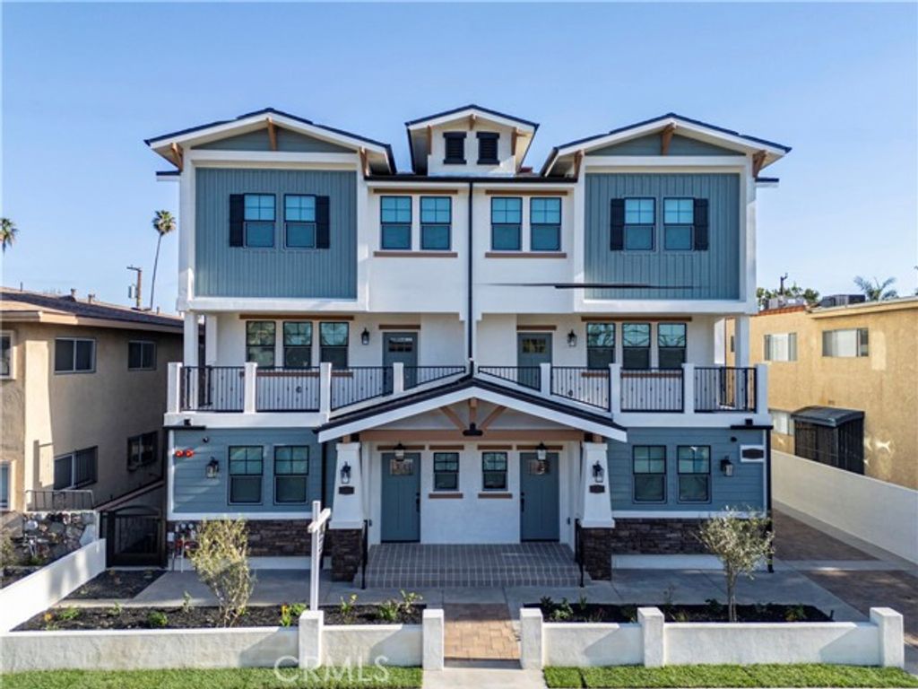 10538 La Reina, Downey, CA 90241