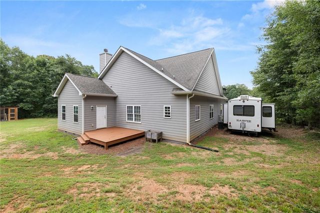 63 Pace Road, Toccoa, GA 30577