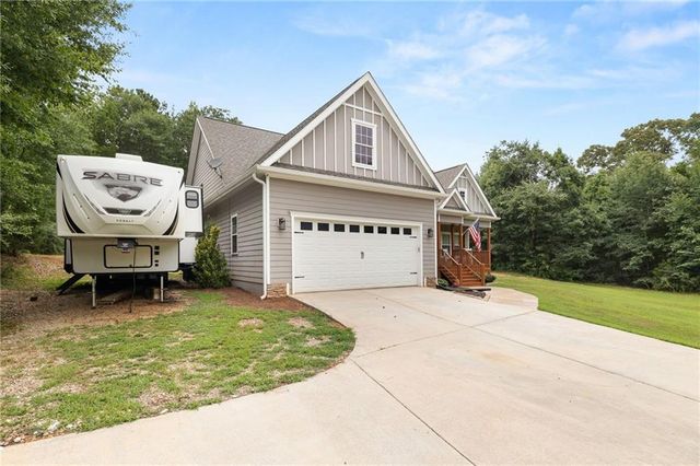 63 Pace Road, Toccoa, GA 30577