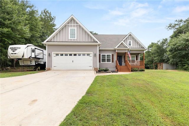 63 Pace Road, Toccoa, GA 30577