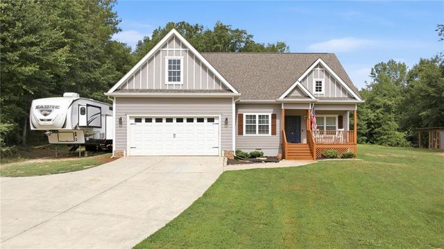 63 Pace Road, Toccoa, GA 30577