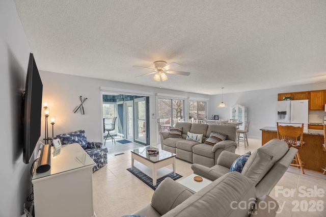 435 Lake Drive 10 Drive, Lexington, NC 27292