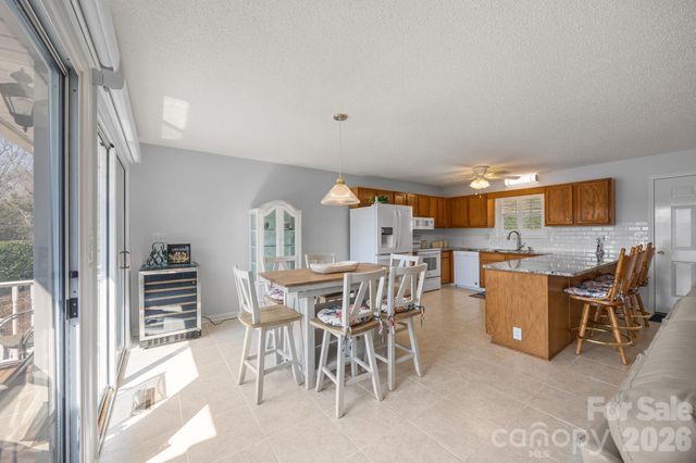 435 Lake Drive 10 Drive, Lexington, NC 27292
