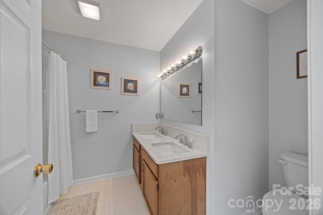 435 Lake Drive 10 Drive, Lexington, NC 27292