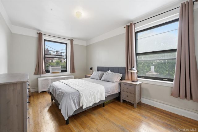 7234 Austin Street F6, Forest Hills, NY 11375