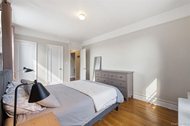 7234 Austin Street F6, Forest Hills, NY 11375