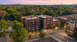 7234 Austin Street F6, Forest Hills, NY 11375
