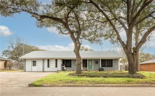1407 Skrivanek Drive, Bryan, TX 77802