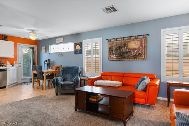 1812 Cedar Bluffs Way, Las Vegas, NV 89128