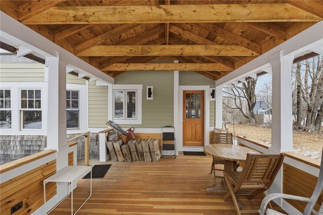 65 Columbia Heights Oval Circle, Charlestown, RI 02813