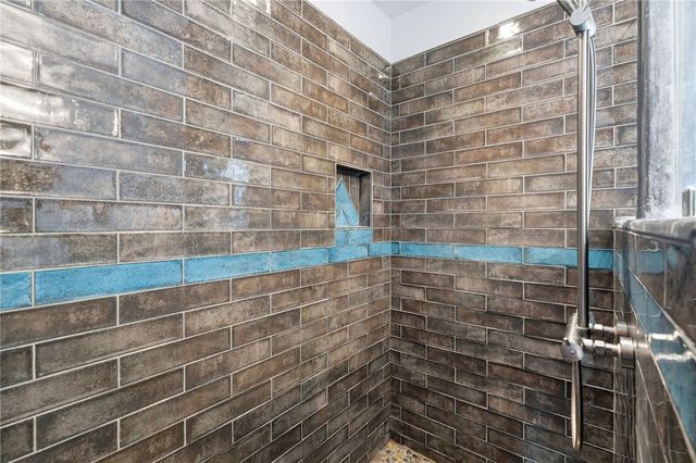 65 Columbia Heights Oval Circle, Charlestown, RI 02813