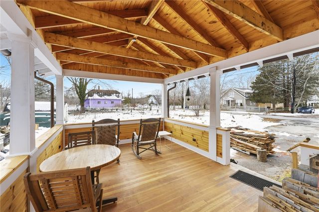 65 Columbia Heights Oval Circle, Charlestown, RI 02813