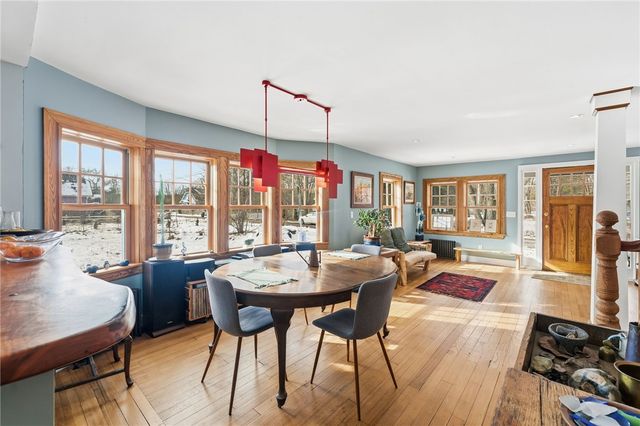 65 Columbia Heights Oval Circle, Charlestown, RI 02813