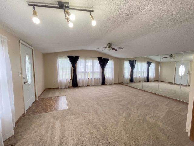 2912 18th Place, North Chicago, IL 60064