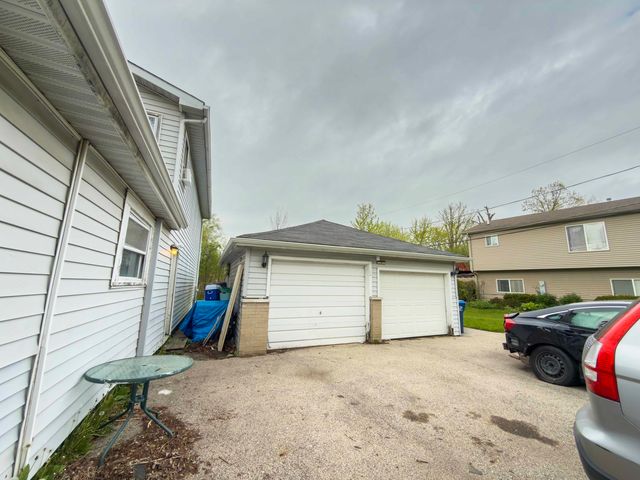 2912 18th Place, North Chicago, IL 60064
