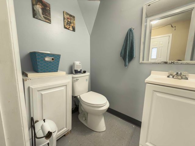 2912 18th Place, North Chicago, IL 60064