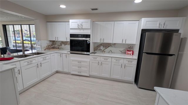 2333 FEATHER SOUND DRIVE A208, Clearwater, FL 33762