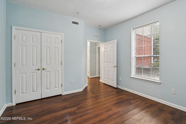 785 OAKLEAF PLANTATION Parkway 111, Orange Park, FL 32065