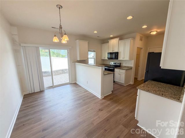 8321 Candlenut Lane, Charlotte, NC 28215