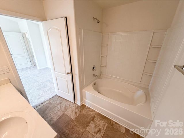 8321 Candlenut Lane, Charlotte, NC 28215