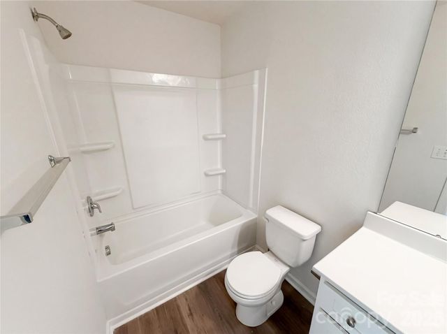 8321 Candlenut Lane, Charlotte, NC 28215