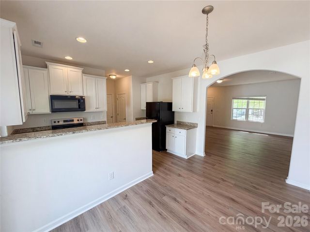 8321 Candlenut Lane, Charlotte, NC 28215