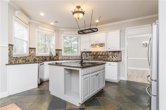 6710 Timber Cove, Cumming, GA 30041