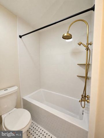 2525 E MADISON ST, Philadelphia, PA 19134