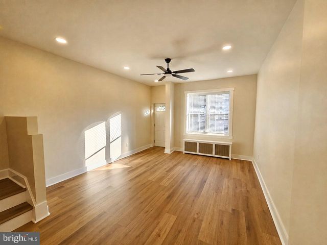 2525 E MADISON ST, Philadelphia, PA 19134