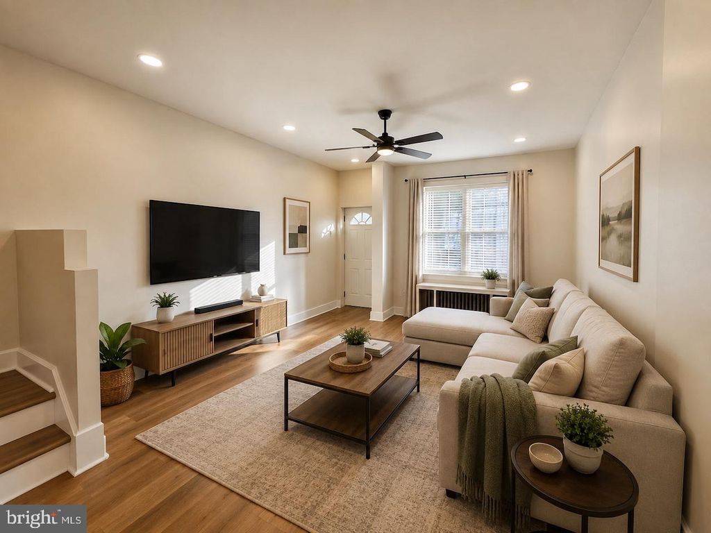 2525 E MADISON ST, Philadelphia, PA 19134
