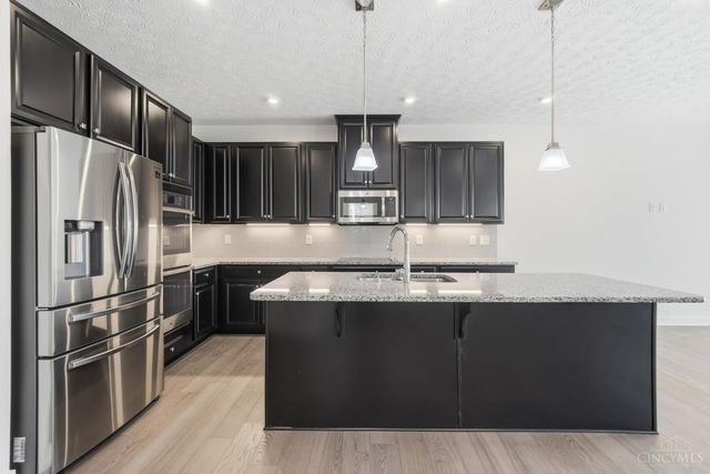 7909 Pinnacle Point Drive, West Chester, OH 45069