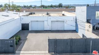 7725 Deering Avenue, Canoga Park, CA 91304