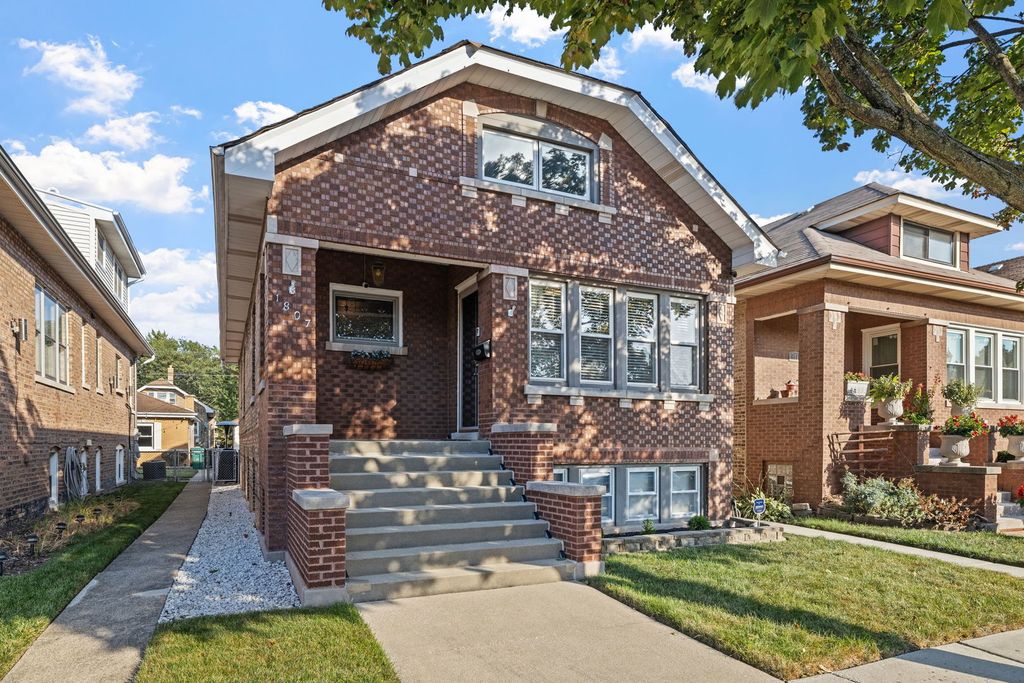1807 East Avenue, Berwyn, IL 60402