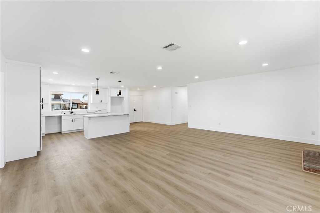 Image 12 of property listing at 5338 Concha, Jurupa Valley, CA 91752