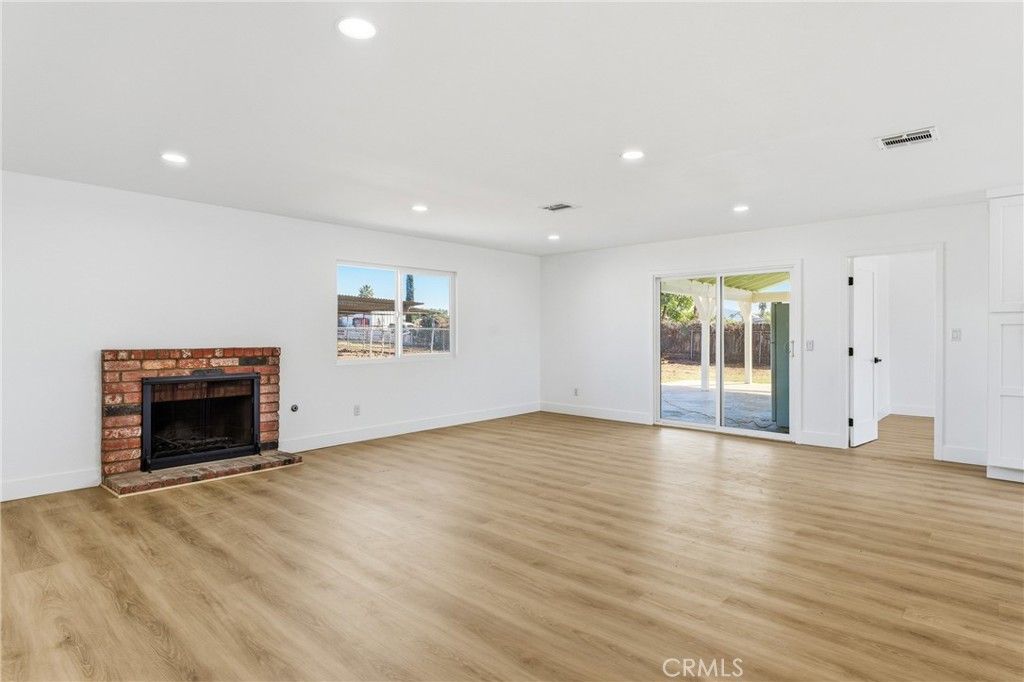 Image 9 of property listing at 5338 Concha, Jurupa Valley, CA 91752