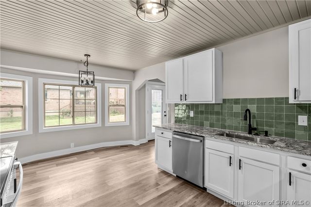 2305 Elk Pointe Boulevard, Jeffersonville, IN 47130