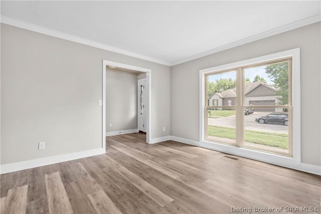 2305 Elk Pointe Boulevard, Jeffersonville, IN 47130