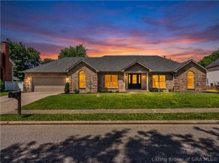 2305 Elk Pointe Boulevard, Jeffersonville, IN 47130