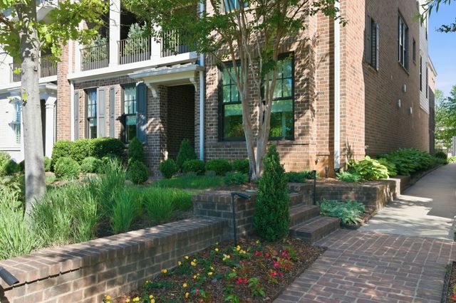 3608A West End Ave, Nashville, TN 37205