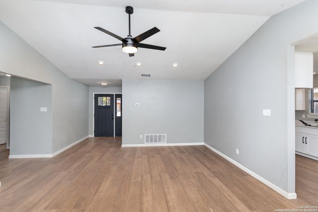 13911 Woodbreeze, San Antonio, TX 78217
