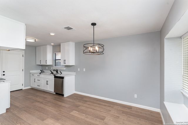 13911 Woodbreeze, San Antonio, TX 78217