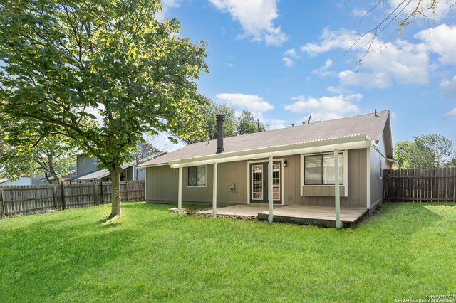 13911 Woodbreeze, San Antonio, TX 78217