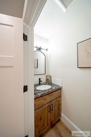 1575 Sandpiper Way, Idaho Falls, ID 83404