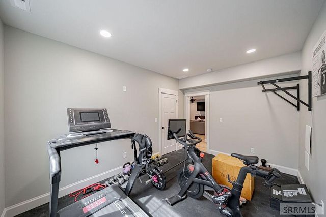 1575 Sandpiper Way, Idaho Falls, ID 83404