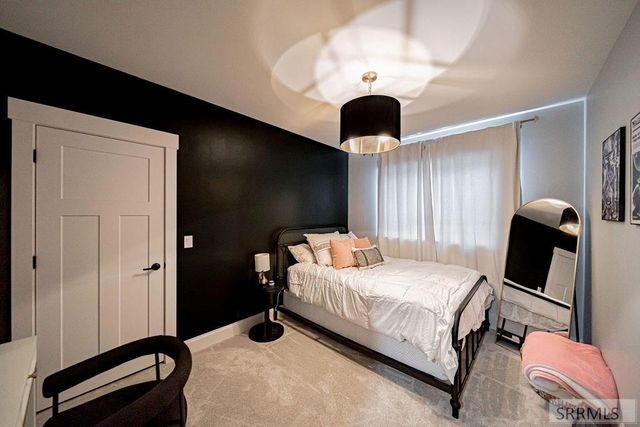 1575 Sandpiper Way, Idaho Falls, ID 83404