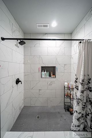 1575 Sandpiper Way, Idaho Falls, ID 83404