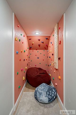 1575 Sandpiper Way, Idaho Falls, ID 83404