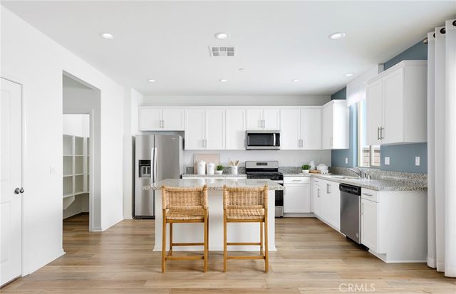27310 Golden Nugget Street, Menifee, CA 92585