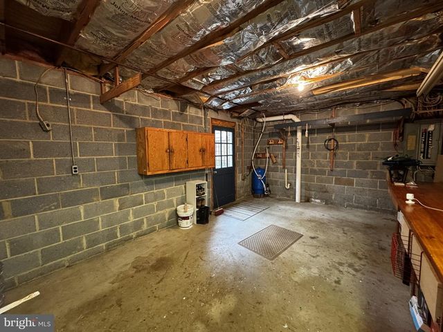 141 MECHUNK CREEK DR, Troy, VA 22974