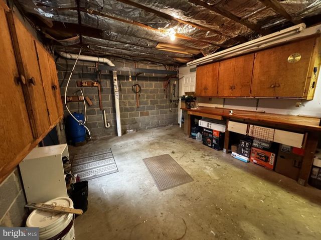 141 MECHUNK CREEK DR, Troy, VA 22974